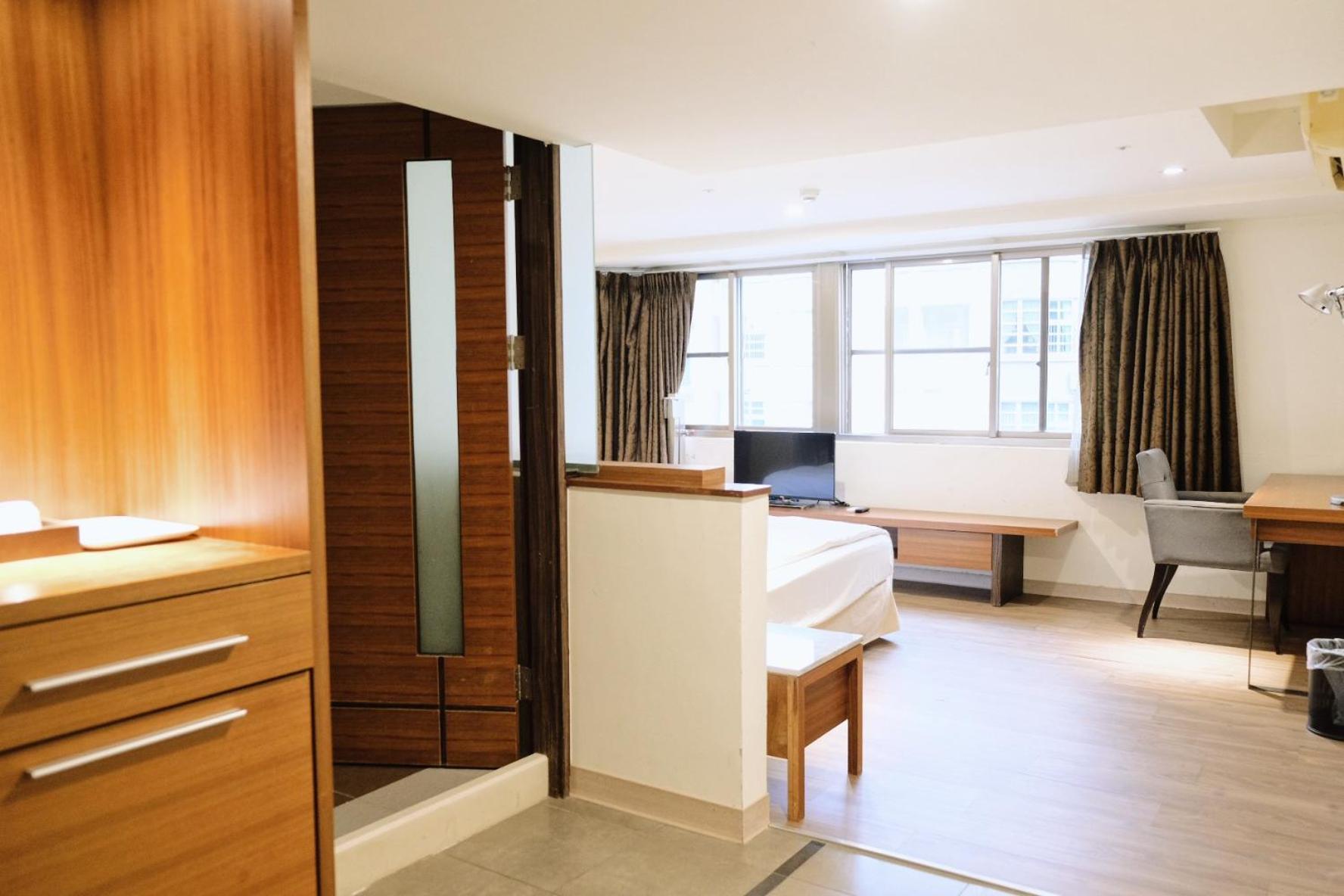 Yoai Nemuru Inn Tainan Bagian luar foto