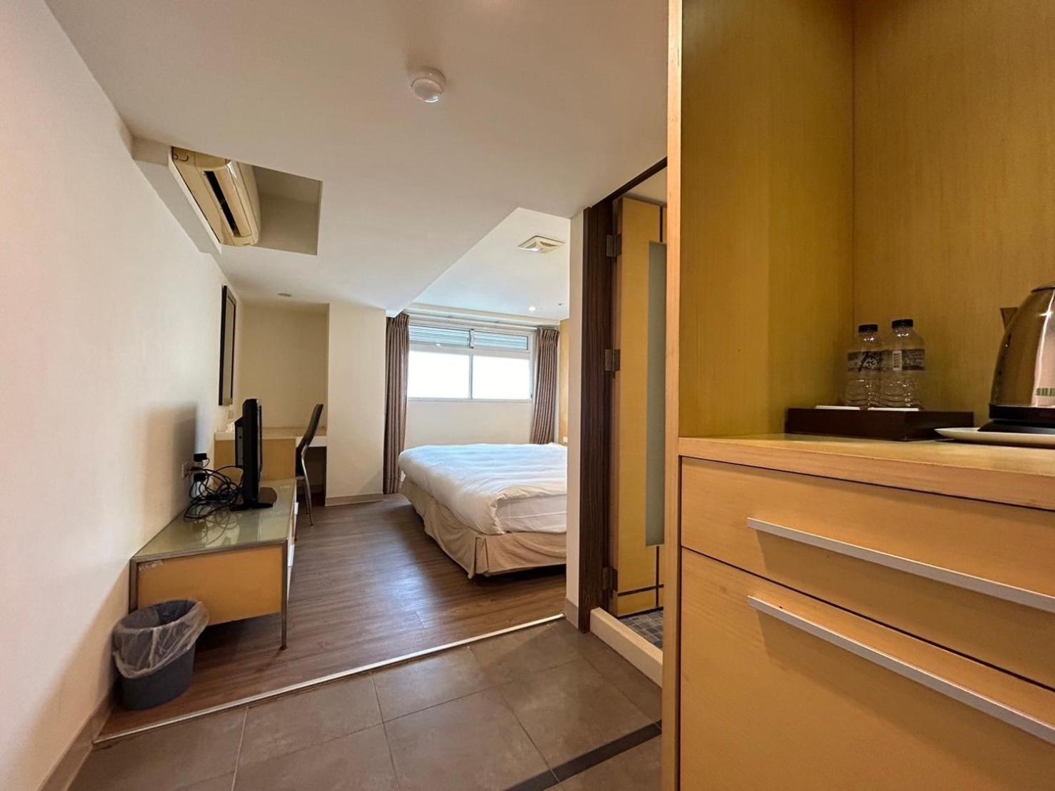 Yoai Nemuru Inn Tainan Bagian luar foto